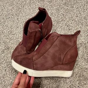 Wedge heel sneakers